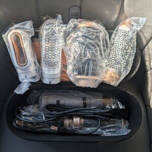 HEY CURLS TORONTO 6 IN 1 MULTISTYLER PRO WHTIE WITH TRAVEL/STORAGE CASE - NEW